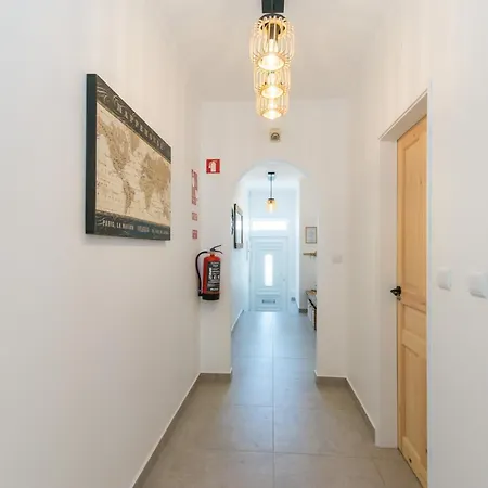 In Old Town With Pool Ferienhaus *