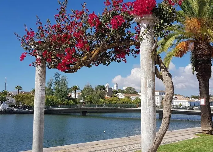 Vakantiehuis In Old Town With Pool Tavira