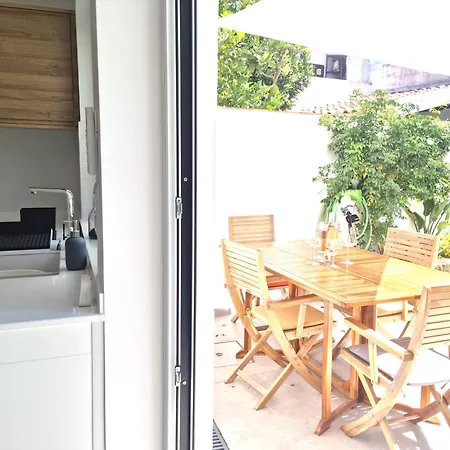 In Old Town With Pool Holiday home